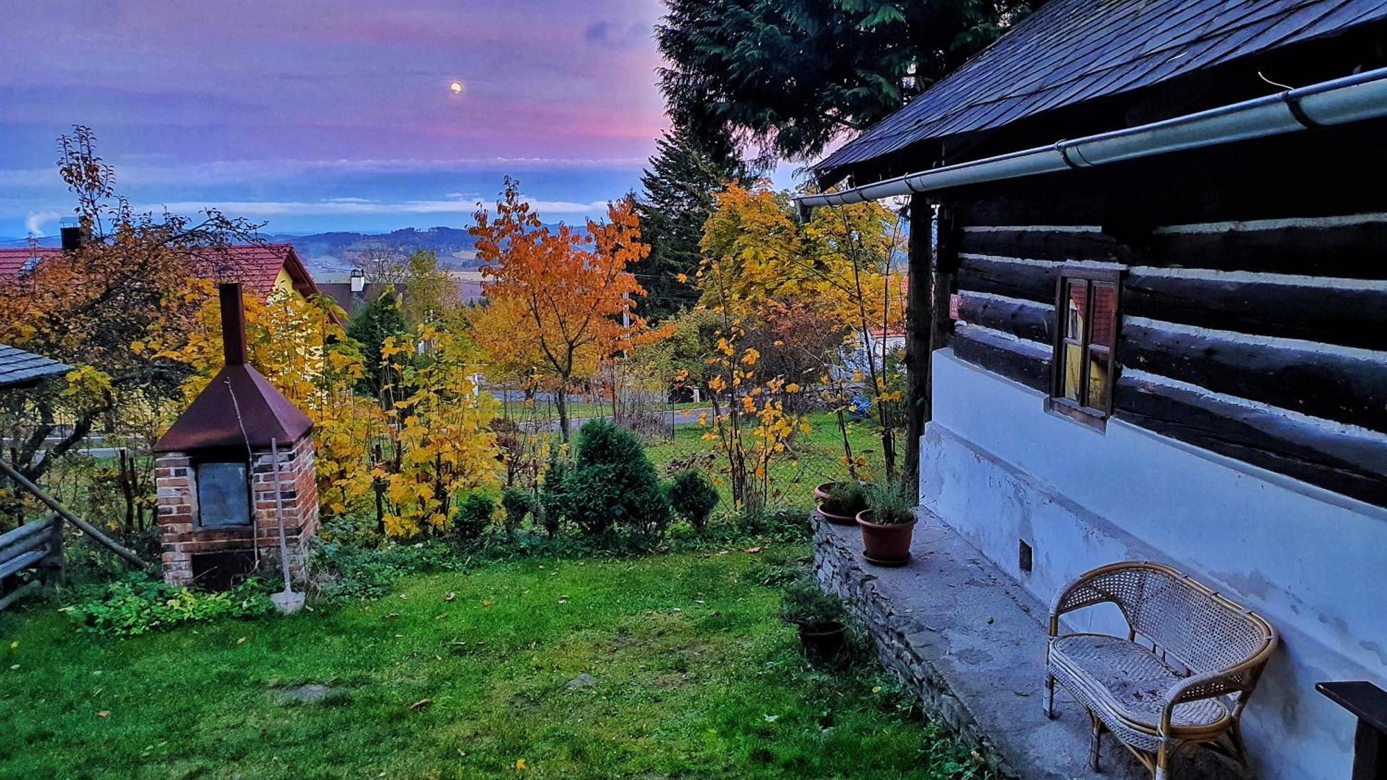 Malebna Chalupa U Javorniku Na Sumave Vacov Buitenkant foto